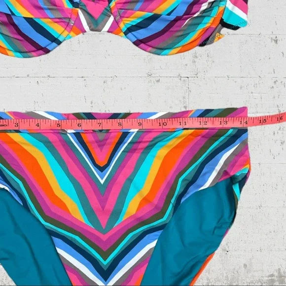 NWT Trina Turk Louvre Swimsuit Bikini Set Size 10 - Picture 8 of 14